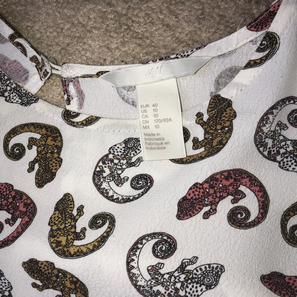 💋H&M Blouse - Picture 4 of 5